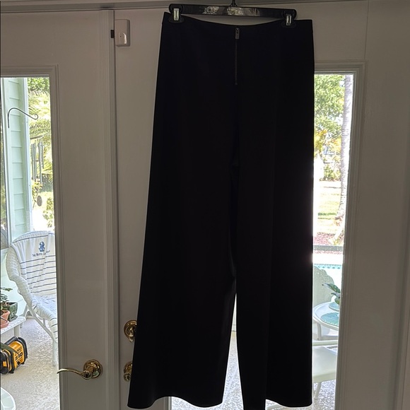 NWT. Tommy Bahama Black Wide Leg Pants with Textured Fabric NEW WITH TAGS - Picture 2 of 8